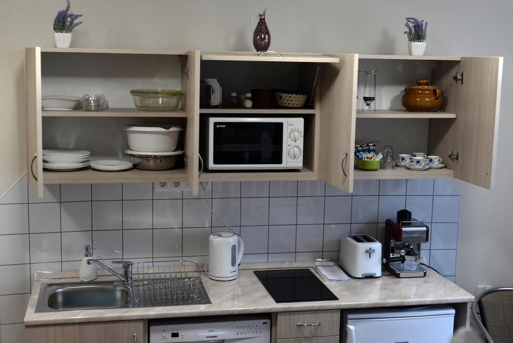 Stefania Studio Apartmanok Segedín Exteriér fotografie