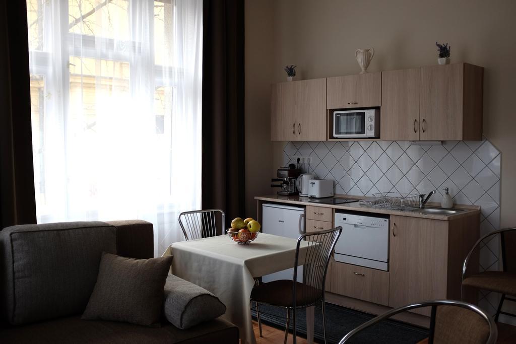 Stefania Studio Apartmanok Segedín Exteriér fotografie
