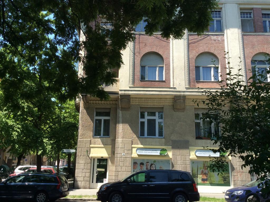 Stefania Studio Apartmanok Segedín Exteriér fotografie