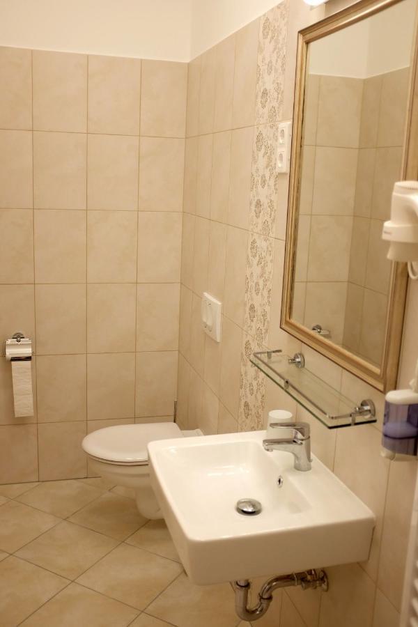 Stefania Studio Apartmanok Segedín Exteriér fotografie